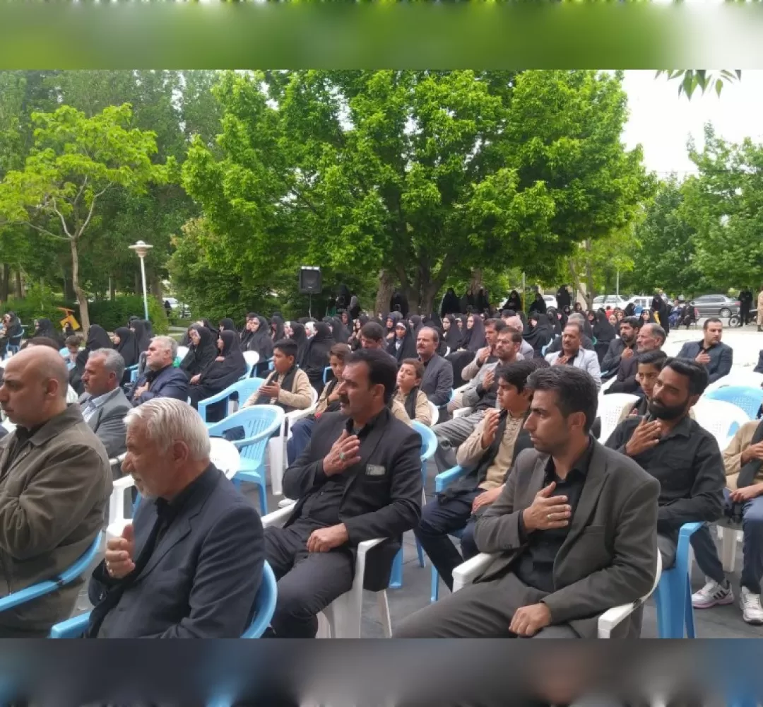مراسم بزرگداشت شهدای خدمت در خنداب برگزار شد
