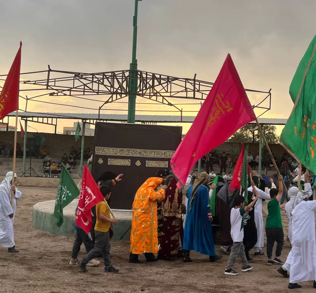 مراسم بازسازی واقعه غدیر در آسیابک برگزار شد