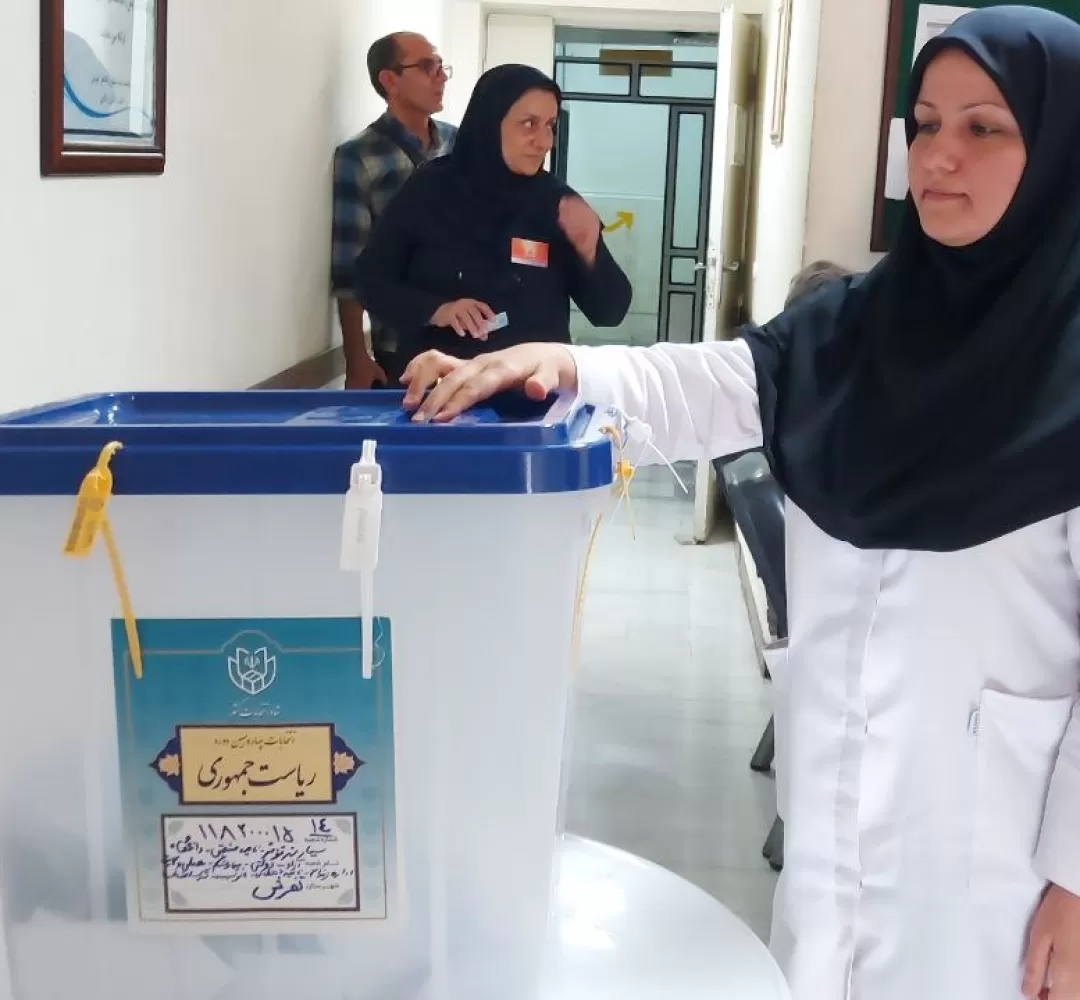 کادر درمان تفرش پای صندوق آمدند