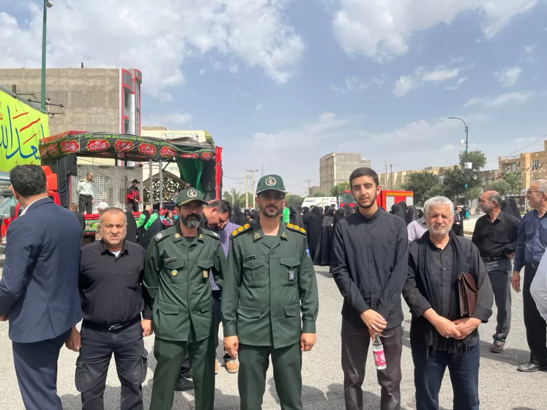 زرندیه میزبان ضریح سرداب امام زمان(عج) شد.