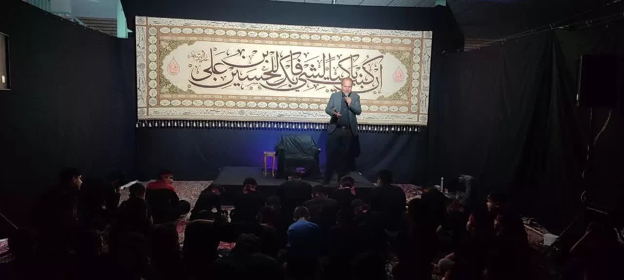حال و هوای محرم در هیات نوجوانان فراهانی