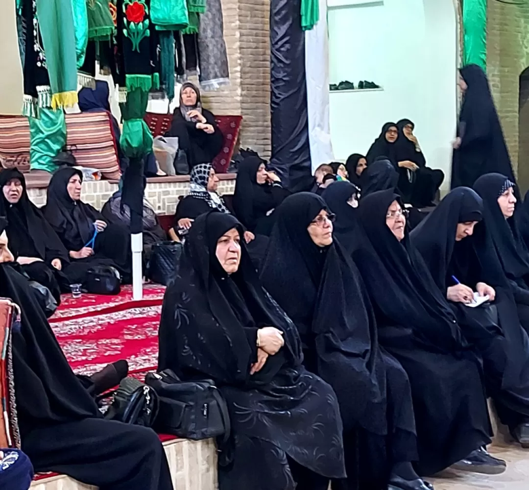 تجمع بزرگ بانوان زینبی در تفرش برگزار شد
