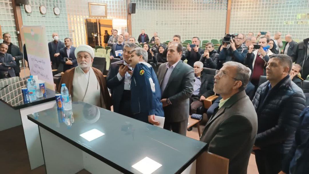 آئین افتتاح نیروگاه خورشیدی در ساوه