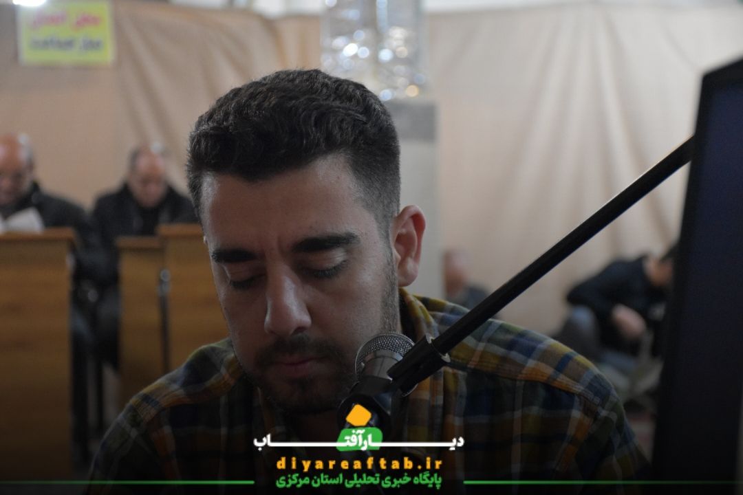 مراسم شب سوم قدر در مسجد کوثر اراک