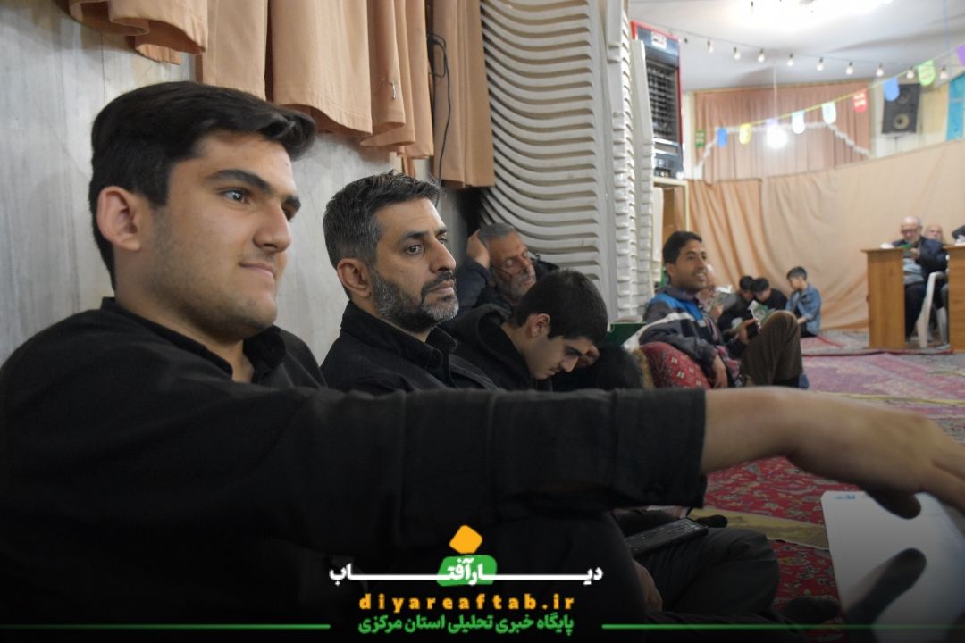 مراسم شب سوم قدر در مسجد کوثر اراک