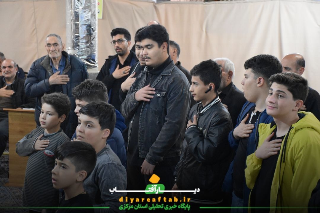 مراسم شب سوم قدر در مسجد کوثر اراک