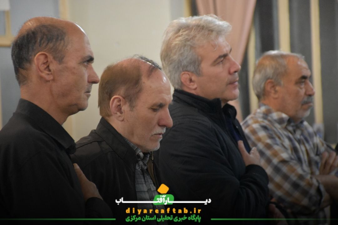 مراسم شب سوم قدر در مسجد کوثر اراک