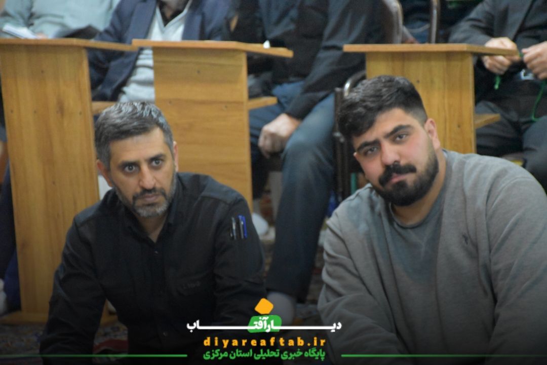 مراسم شب سوم قدر در مسجد کوثر اراک