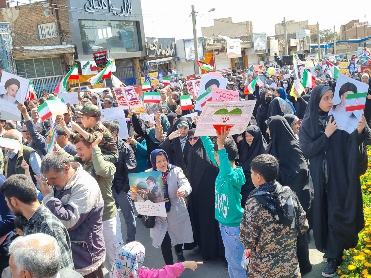 حضور پرشور روزه‌داران ساوجی در روز قدس