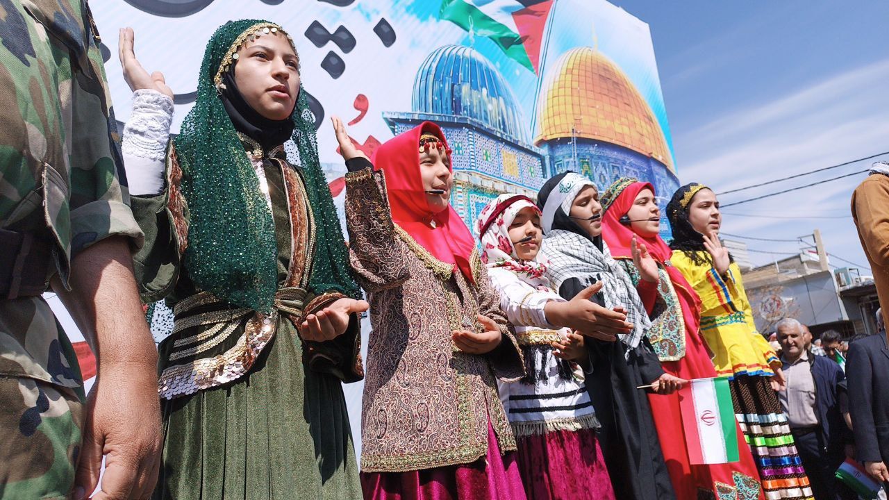 حضور پرشور روزه‌داران ساوجی در روز قدس