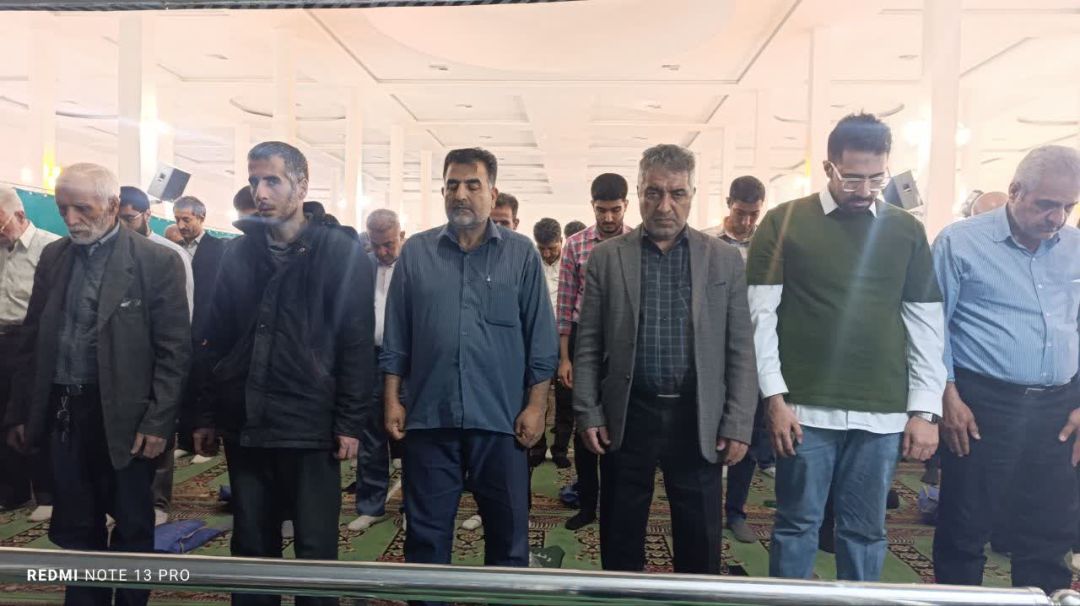 نماز عید سعید فطر در ساوه اقامه شد