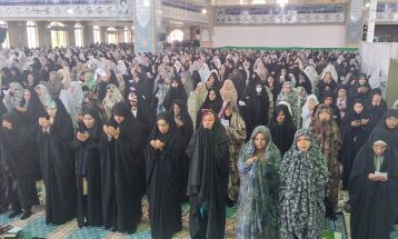 نماز عید فطر در دلیجان اقامه شد
