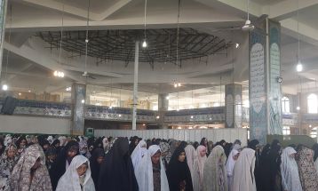 نماز عید فطر در دلیجان اقامه شد