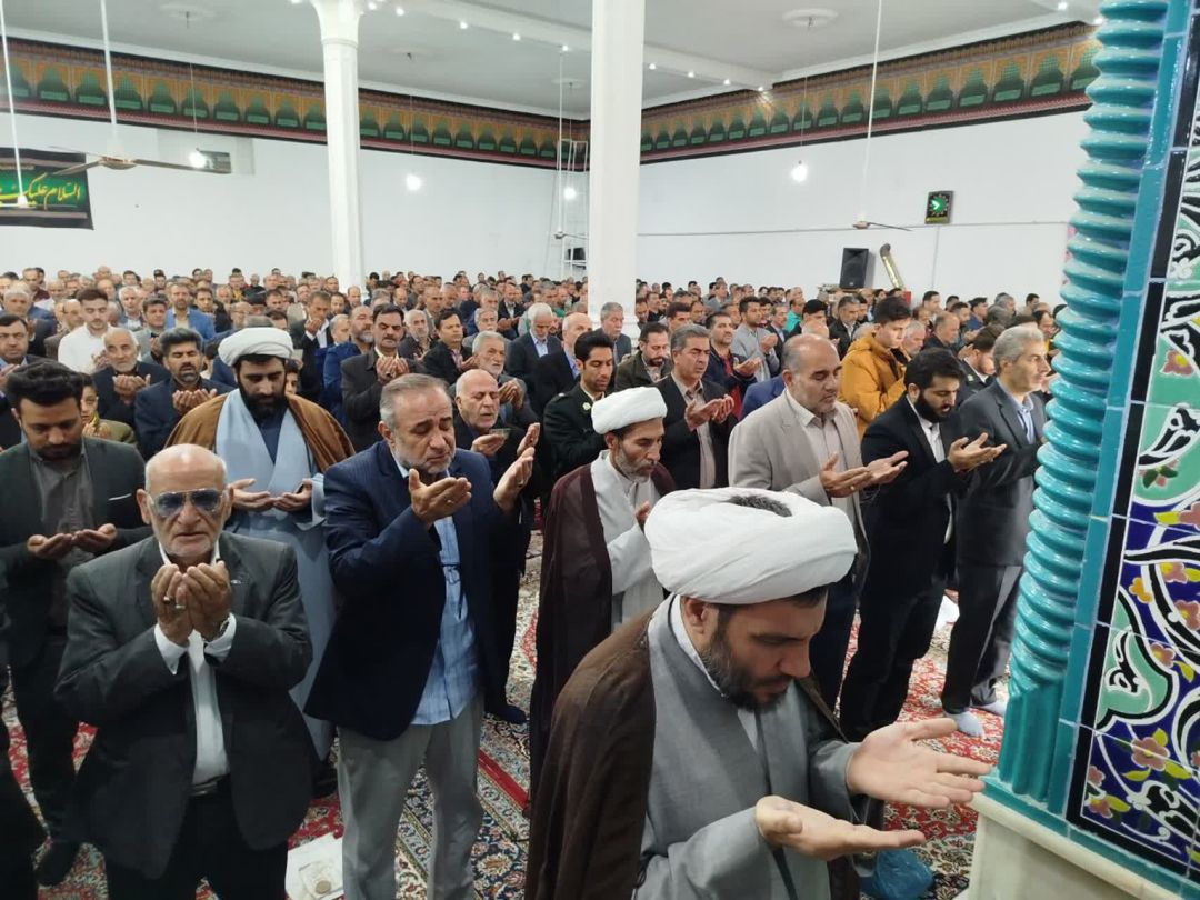 نماز عید فطر در کمیجان اقامه شد