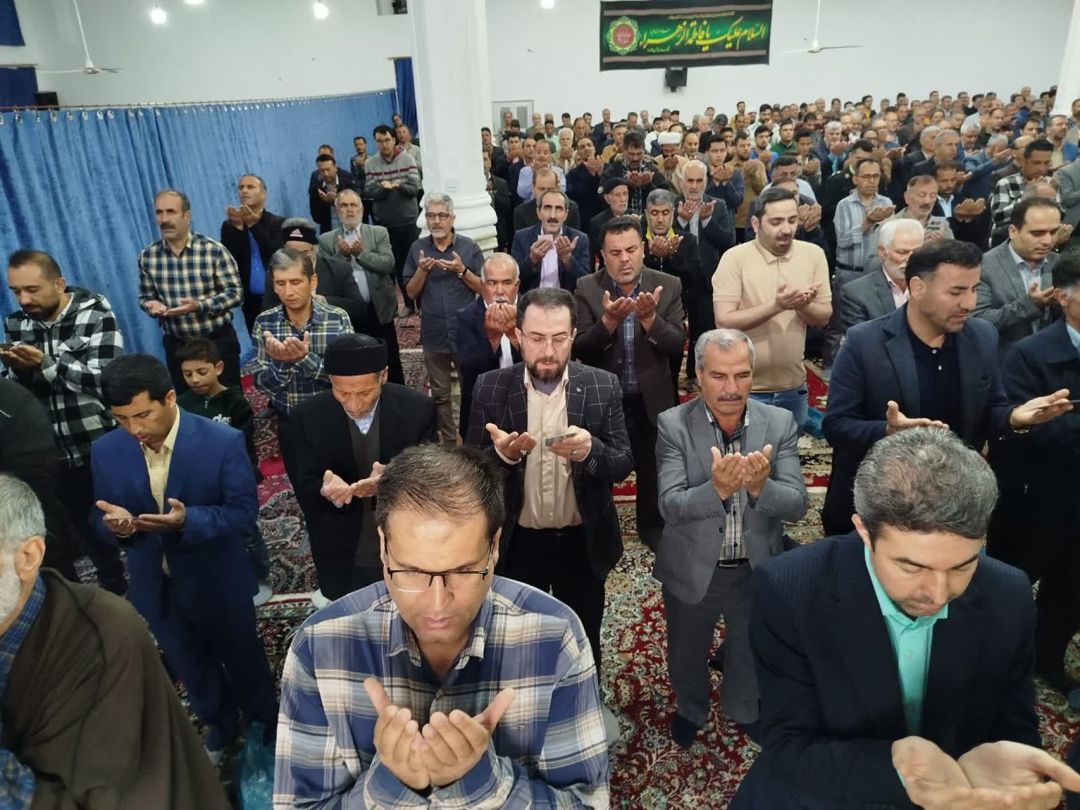 نماز عید فطر در کمیجان اقامه شد