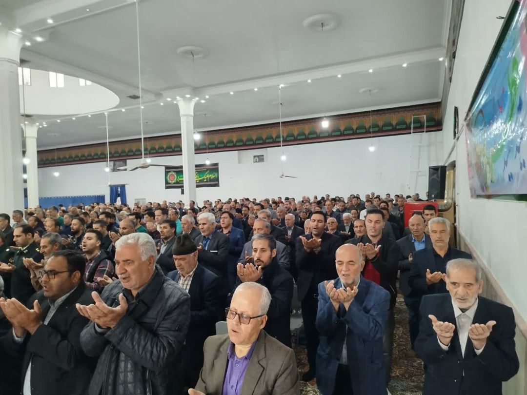 نماز عید فطر در کمیجان اقامه شد