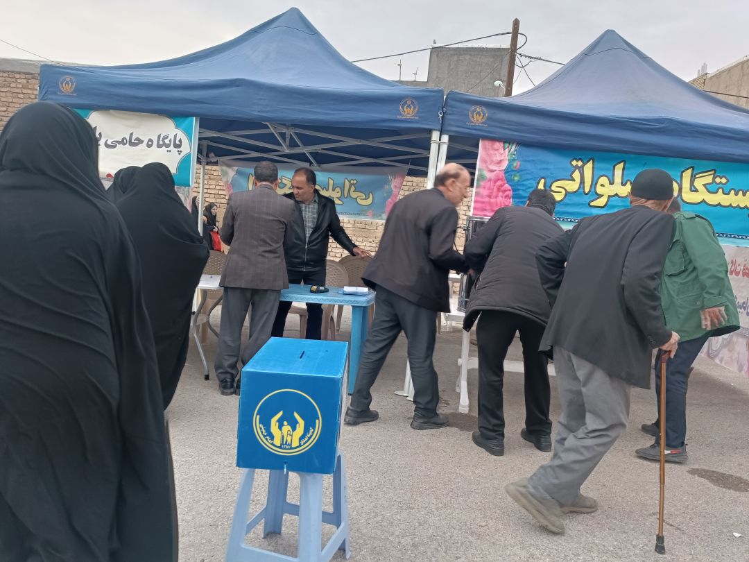 نماز عید فطر در کمیجان اقامه شد