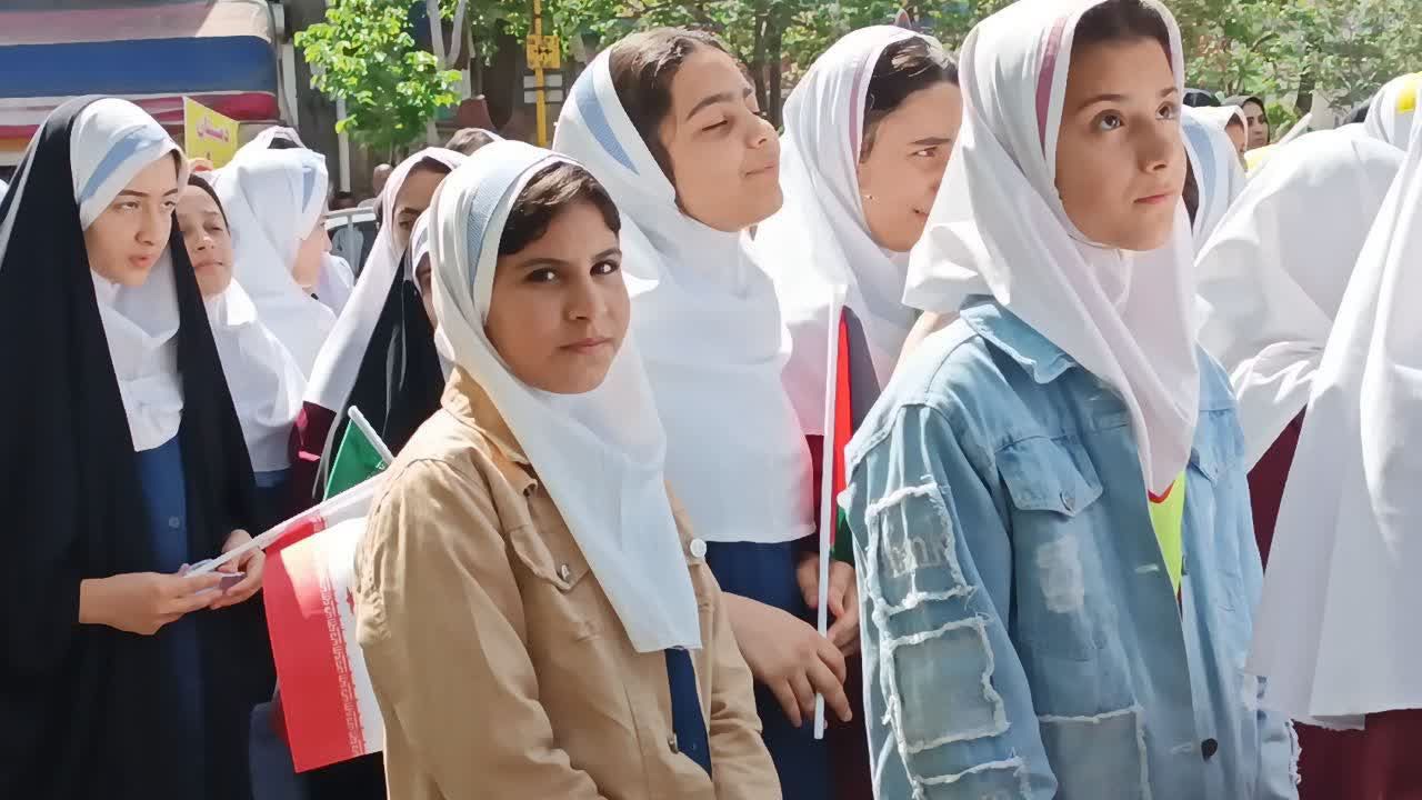 اجتماع آینده‌سازان ساوجی در حمایت از مردم غزه