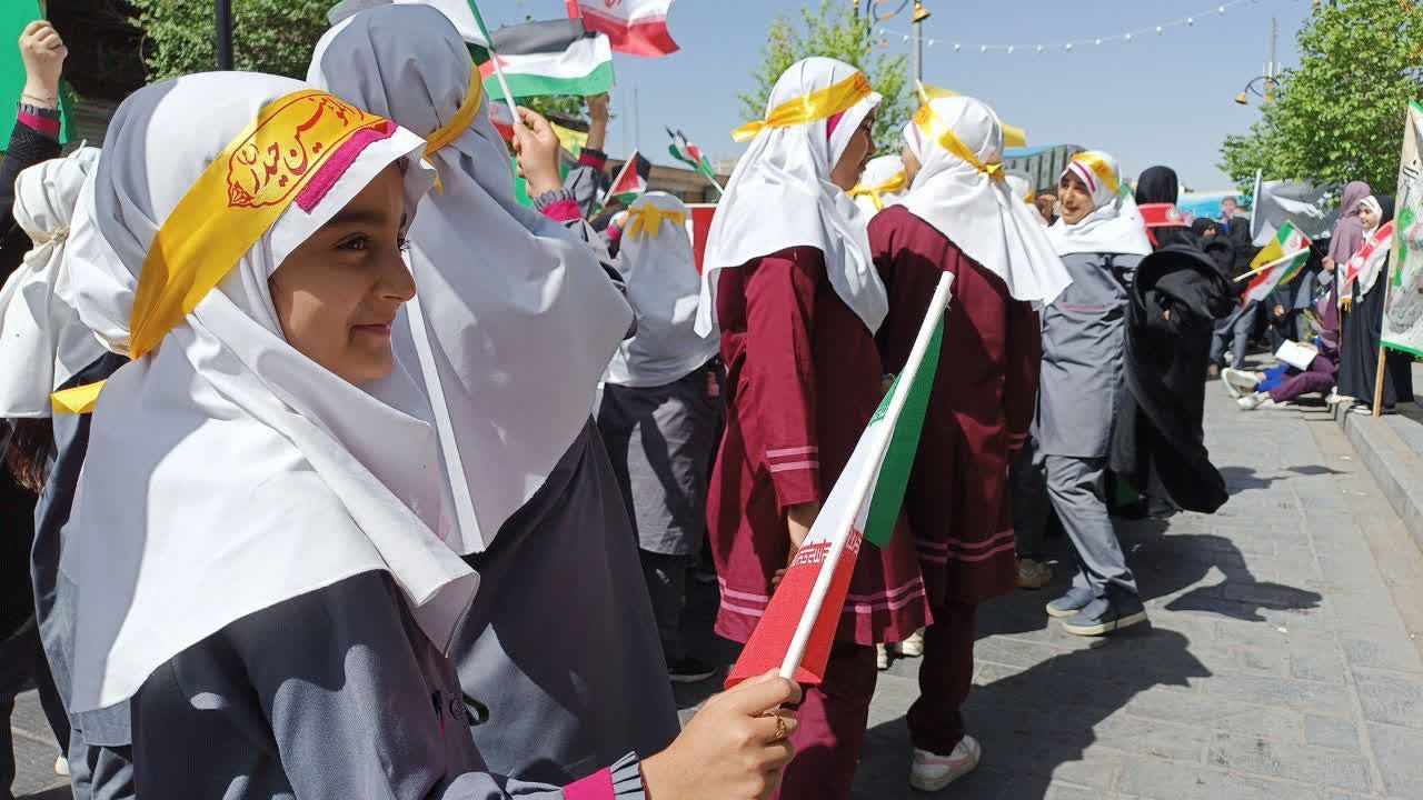 اجتماع آینده‌سازان ساوجی در حمایت از مردم غزه