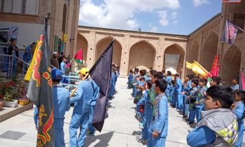 عزاداری دانش‌آموزان در سوگ شهادت امام صادق (ع)