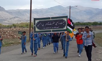 عزاداری دانش‌آموزان در سوگ شهادت امام صادق (ع)