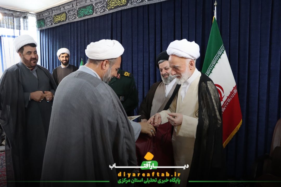 دیدار نماینده ولی‌فقیه با مربیان عقیدتی سیاسی سپاه