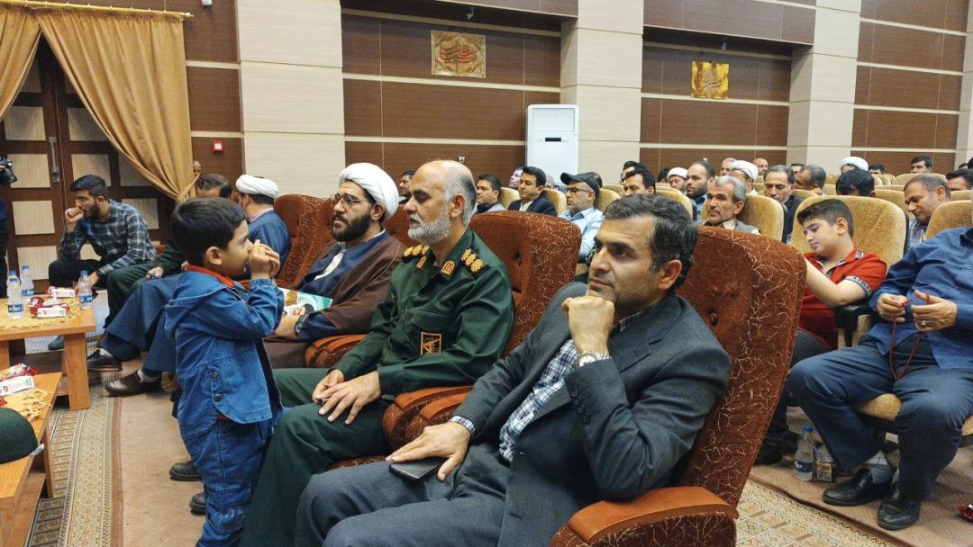 همایش گرامیداشت هفته عقیدتی سیاسی در ساوه