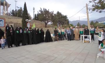 اهتزاز پرچم رضوی در تفرش