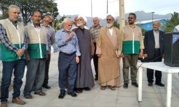اهتزاز پرچم رضوی در تفرش