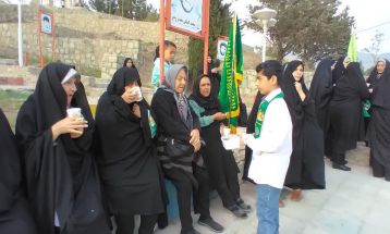 اهتزاز پرچم رضوی در تفرش