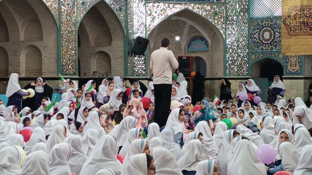 برگزاری جشن روز دختر در ساوه