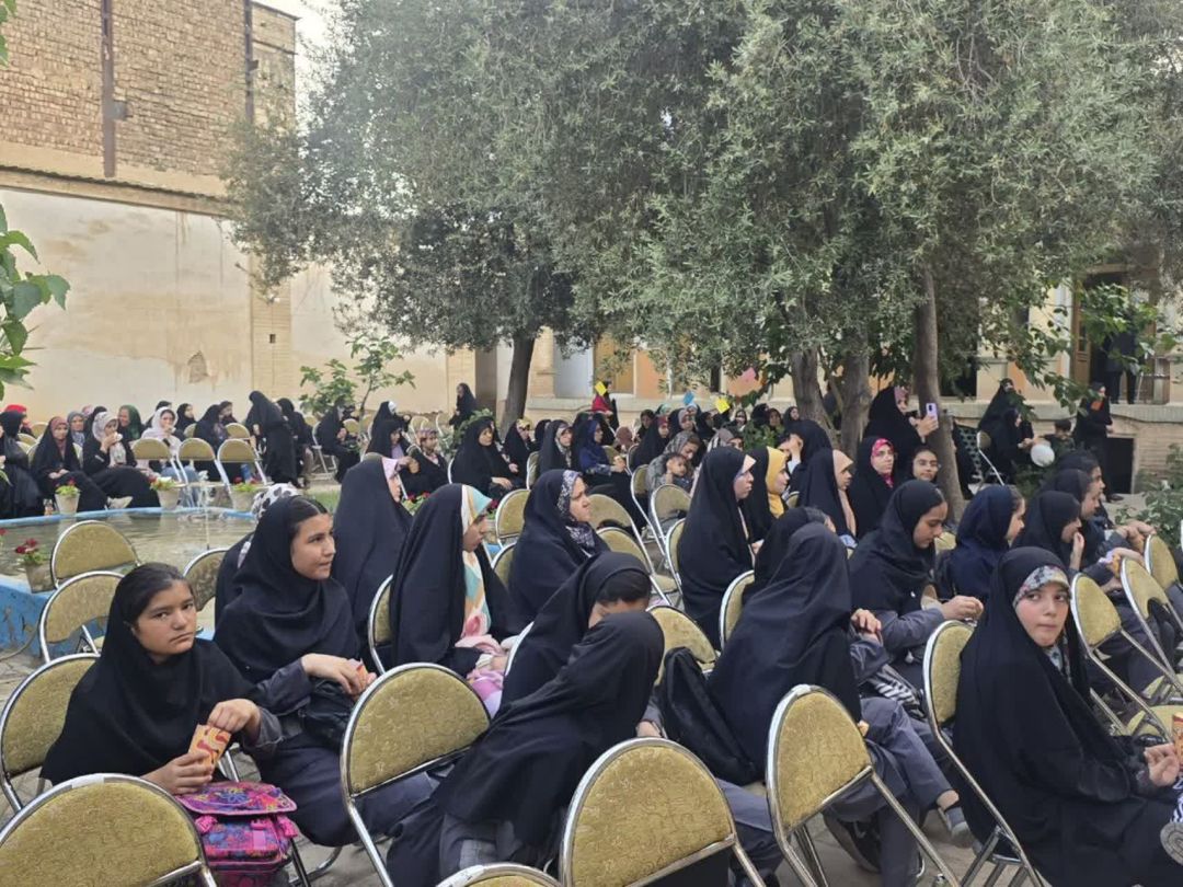 آغاز بکار پاتوق «ریحانه‌های زینبی» در ساوه