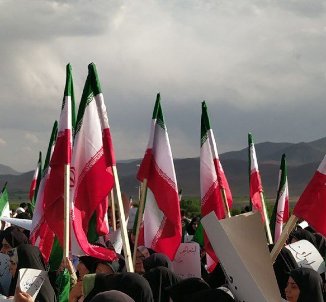 تجمع دانشجویان در حمایت از فناوری هستهای