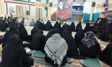 اعزام زائران تفرشی به مرقد امام خمینی (ره)