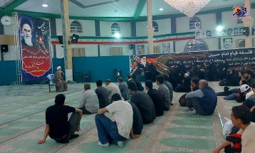 اعزام زائران تفرشی به مرقد امام خمینی (ره)