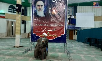 اعزام زائران تفرشی به مرقد امام خمینی (ره)