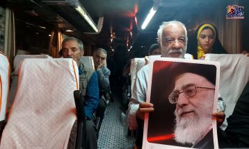 اعزام زائران تفرشی به مرقد امام خمینی (ره)