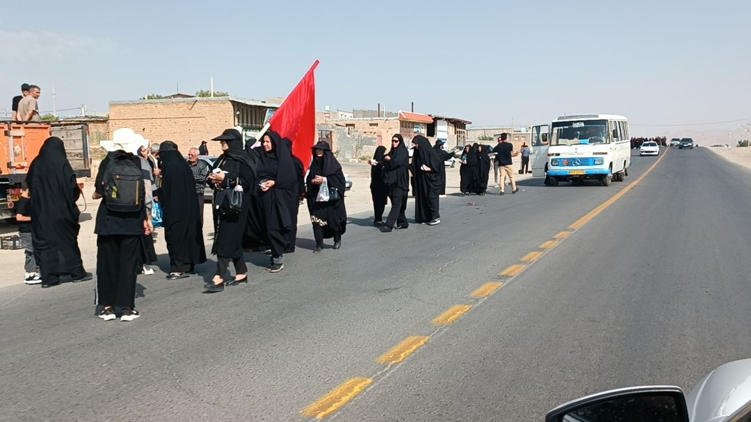 قدم‌هایی در مسیر عشق حسینی در کمیجان
