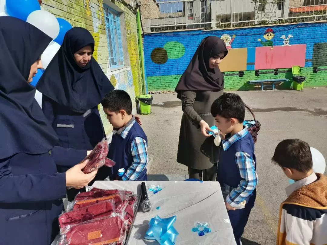 نواخته شدن زنگ همبستگی با دانش آموزان فلسطینی
