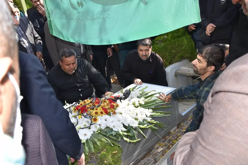 تشییع پیکر مادر شهید والامقام «قریشی»