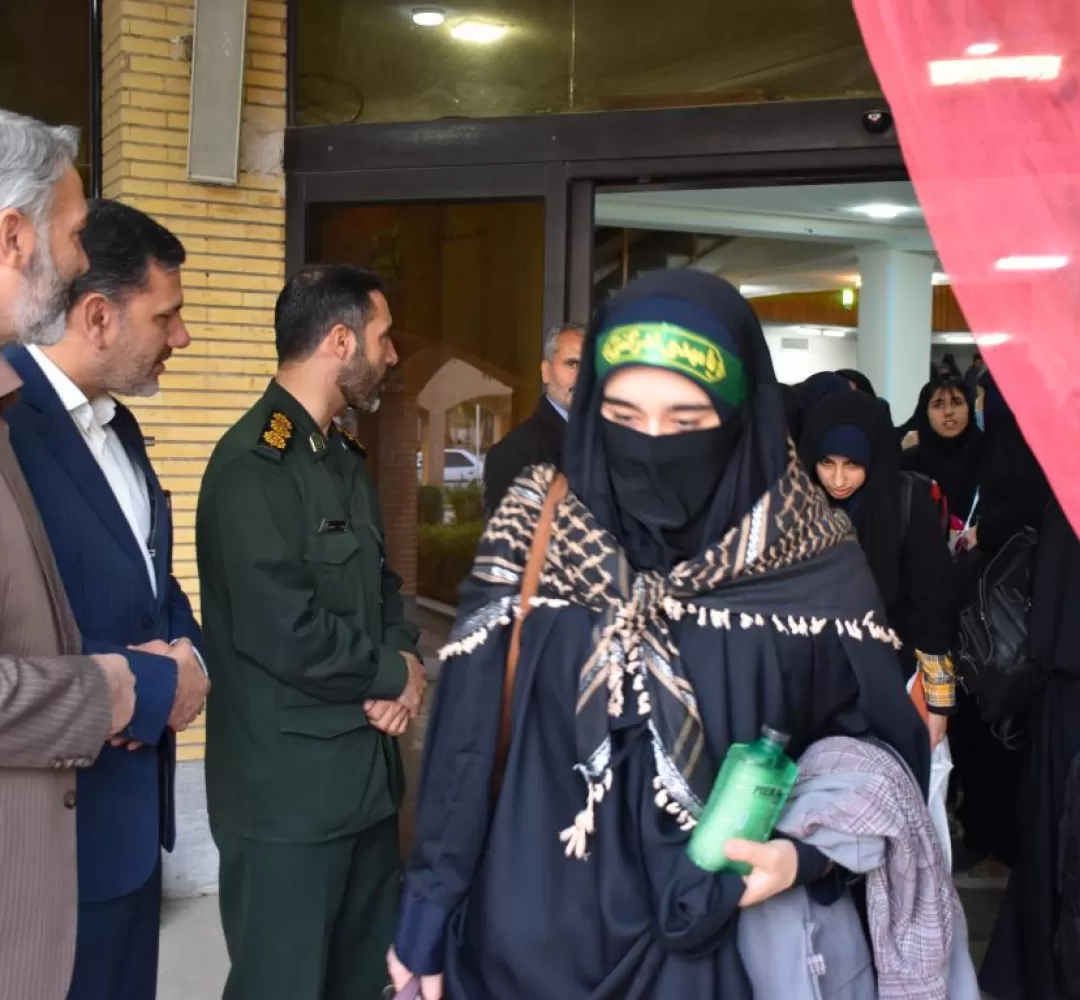 مراسم بدرقه کاروان راهیاننور دانشآموزی اراک