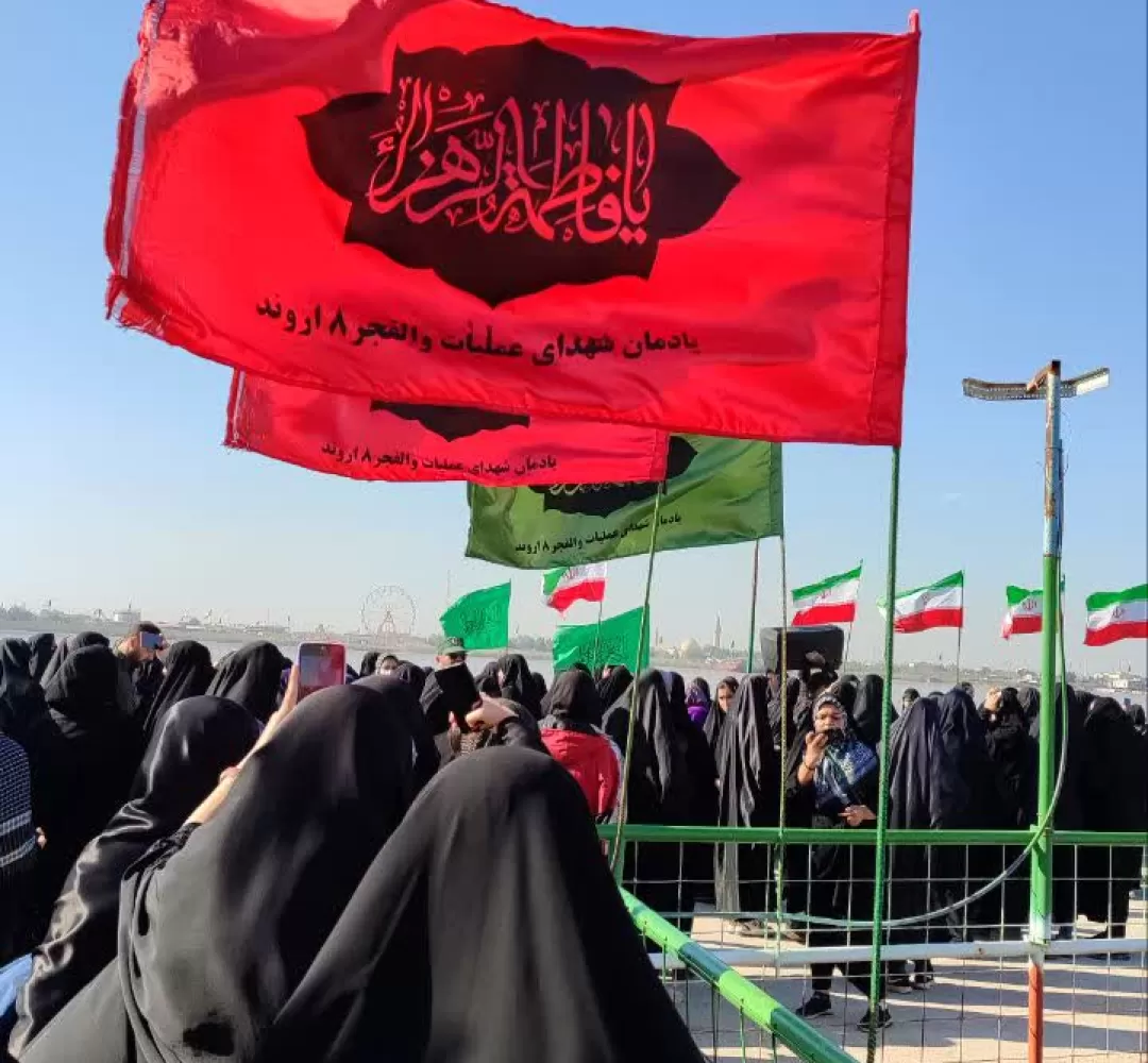 همخوانی کاروان راهیان نور فراهان در هویزه