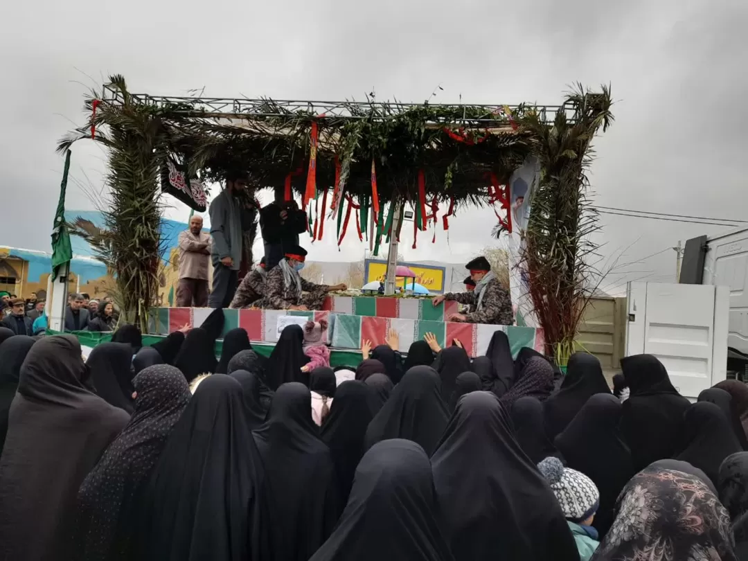 خنجین بوی عطر کربلا گرفت