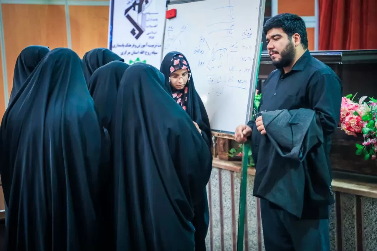 برگزاری دوره آموزشی جنگ شناختی در استان مرکزی