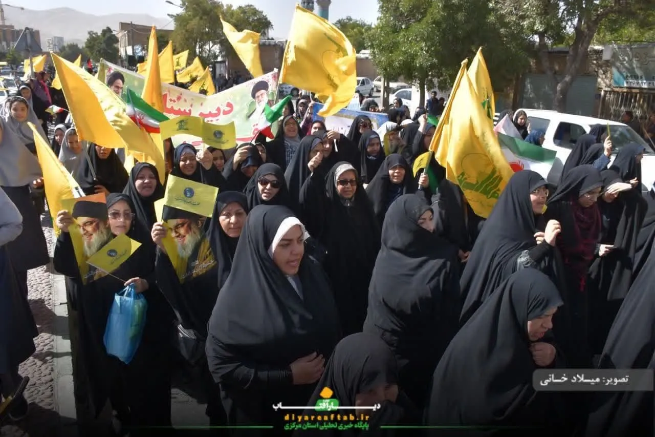 خروش دانش‌آموزان اراکی در حمایت وعده صادق ۲