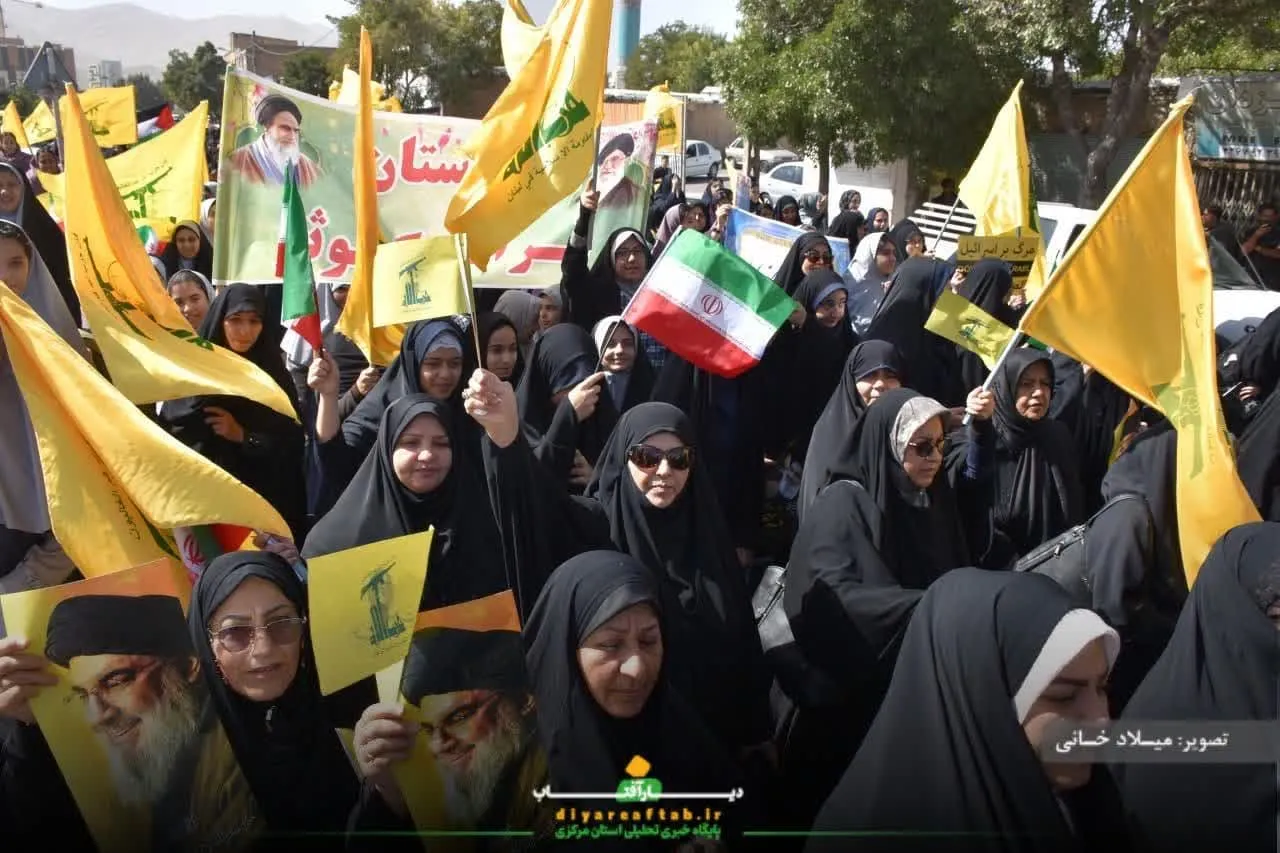 خروش دانش‌آموزان اراکی در حمایت وعده صادق ۲