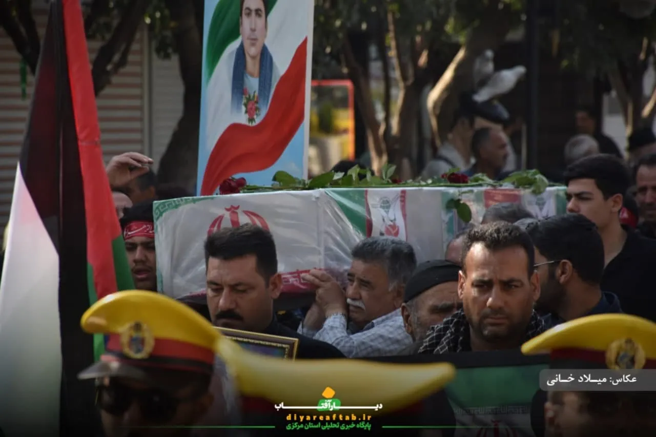 تشییع پیکر جانباز شهید «اسماعیل روشن» در اراک
