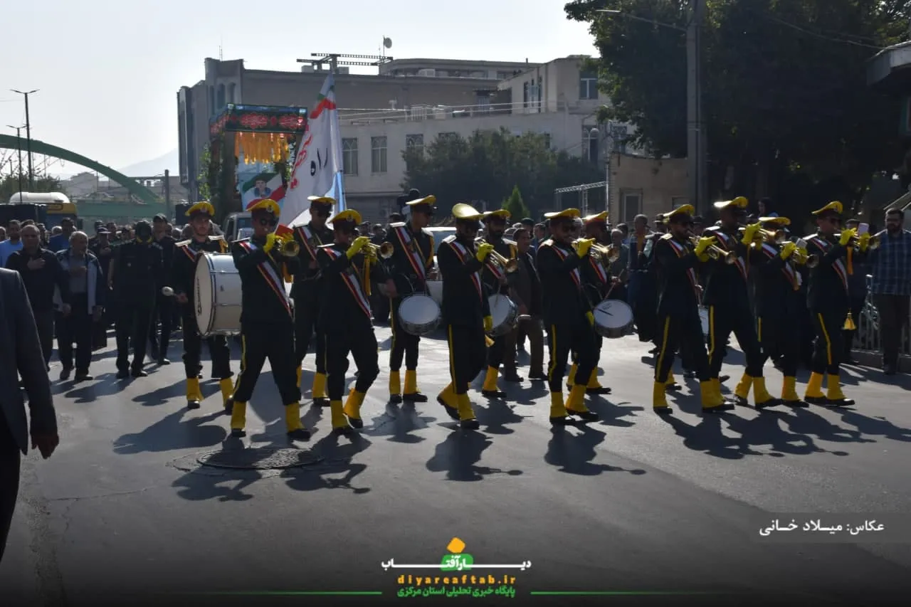تشییع پیکر جانباز شهید «اسماعیل روشن» در اراک