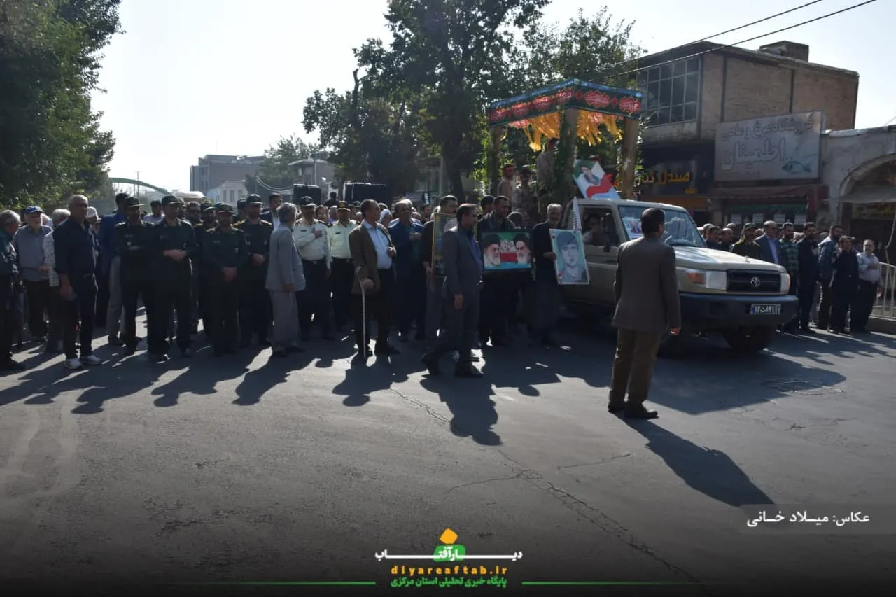 تشییع پیکر جانباز شهید «اسماعیل روشن» در اراک