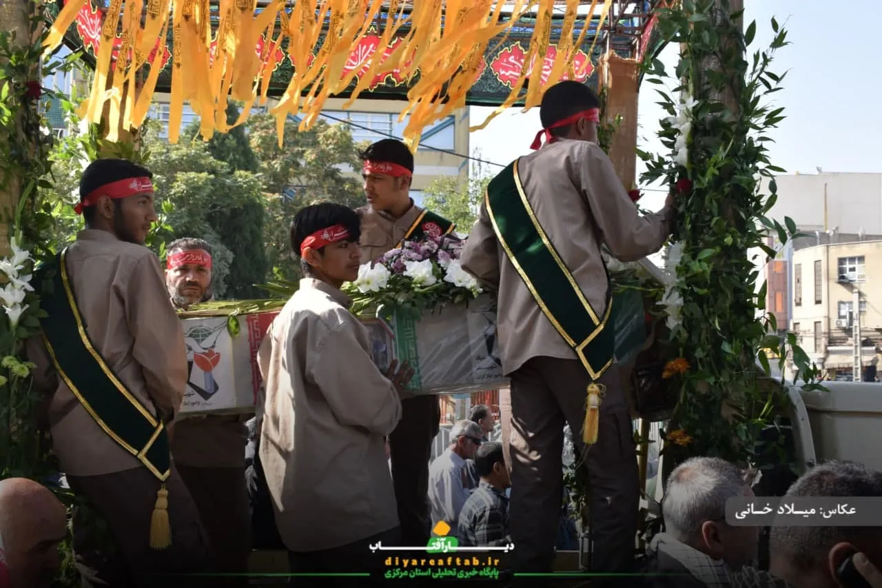 تشییع پیکر جانباز شهید «اسماعیل روشن» در اراک